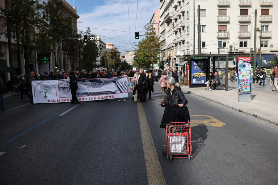Με αργούς ρυθμούς τα αναδρομικά συνταξιούχων: Οι νέες κατηγορίες που οδηγούνται σε πληρωμές