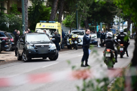 Χαλάνδρι: Με 2 καλάσνικοφ και 10 σφαίρες γάζωσαν τον αρχινονό της Greek mafia - Από τύχη γλίτωσαν πολίτες