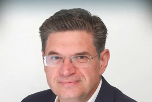 Ιστορική ευθύνη η διαμόρφωση ισχυρού προοδευτικού πόλου