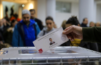 Προφυλάκιση Ιμάμογλου: Η πρώτη αντίδραση από το κόμμα του