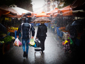 Κορονοϊός: Μέτρα ασφαλείας και στις λαϊκές αγορές - Θα πωλούνται μόνο τρόφιμα