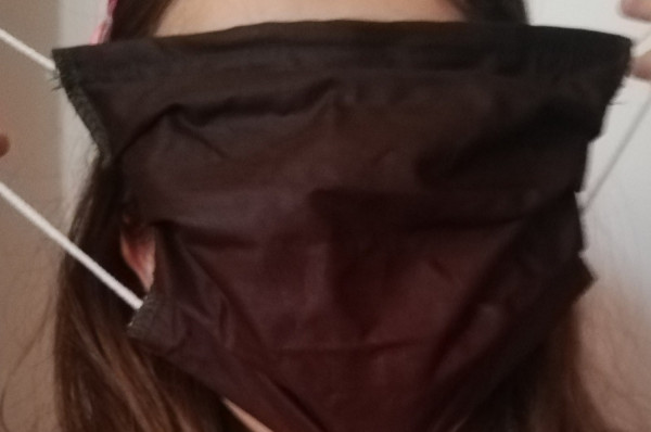 Μάσκες - «κουκούλες» στους μαθητές: Τι απαντά η γενική γραμματεία Δημόσιας Υγείας