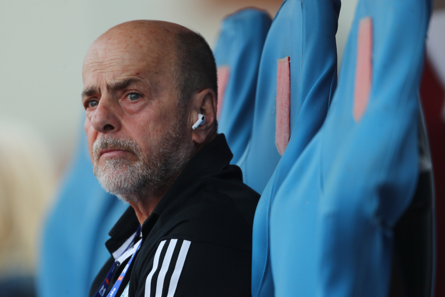 Ο Αλαφούζος έθεσε υποψηφιότητα για την προεδρία της Super League