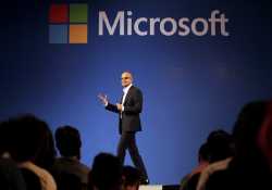 Συμφωνία «μαμούθ» για Microsoft - LinkedIn