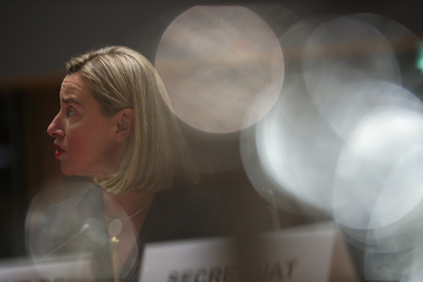 Politico: Το σκάνδαλο Μογκερίνι απειλεί να ρίξει την ΕΕ στη σοβαρότερη κρίση της γενιάς μας