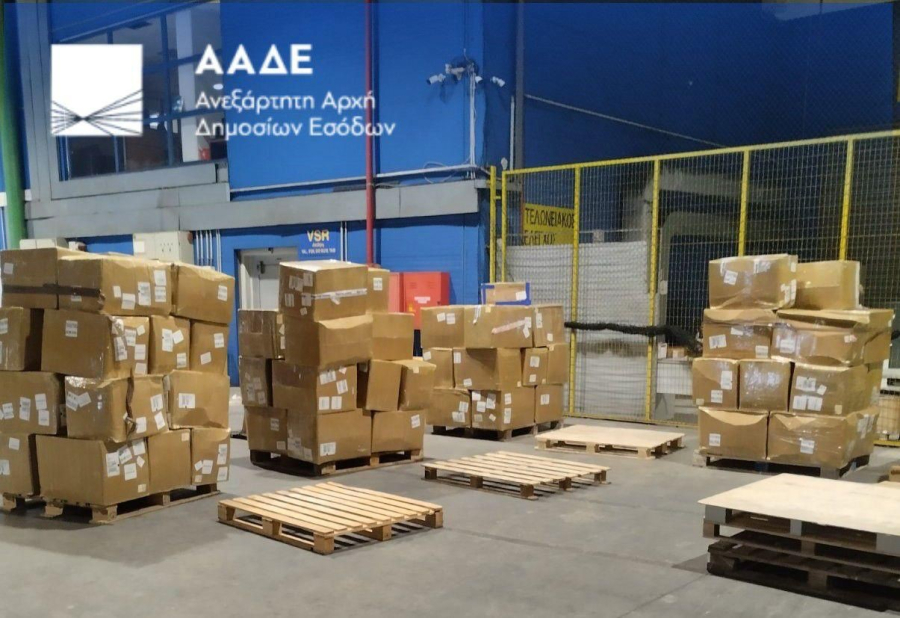 ΑΑΔΕ: Δεκάδες χιλιάδες προϊόντα - «μαϊμού» κατασχέθηκαν στο αεροδρόμιο Ελ. Βενιζέλος