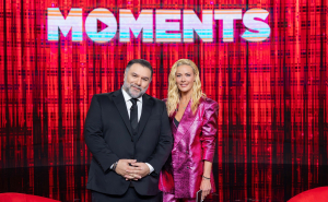 «Moments»: Η Ζέτα Μακρυπούλια συναντά τον Γρηγόρη Αρναούτογλου