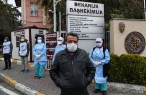 Η Τουρκία ισχυρίζεται ότι έθεσε υπό έλεγχο τον κορονοϊό παρότι αυξάνονται οι νεκροί