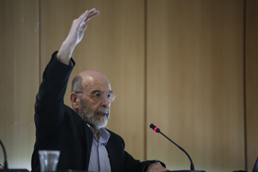 Ο Κώστας Σημίτης και η μοναξιά του ανάμεσα στους σύγχρονους και τους επιγόνους - Συνέντευξη με τον Αντώνη Λιάκο