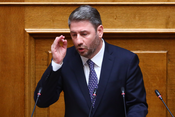 Συγγενής του Ξυλούρη απειλεί Ανδρουλάκη