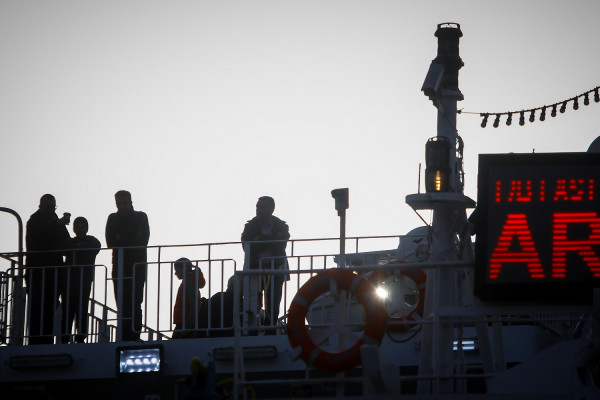 Κορονοϊός: Ήταν ασυμπτωματικός, μπήκε σε τρία πλοία και ταξίδεψε σε δύο νησιά