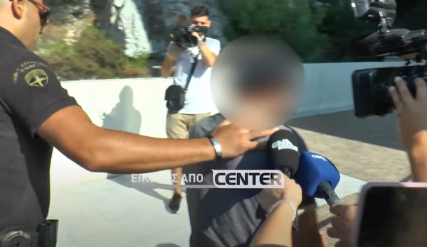 Ύποπτος για εμπρησμό στην Θάσο: «Την έβαλα την φωτιά για να γελάω» -Άγνωστο αν ειρωνευόταν (βίντεο)