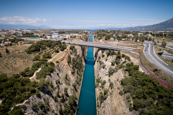 Διώρυγα Κορίνθου: Στόχος η ασφαλής επαναλειτουργία της τον Ιούλιο