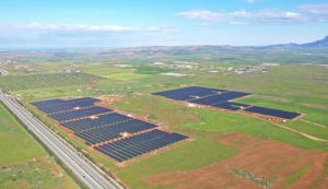Εξαγορά 2 φωτοβολταϊκών πάρκων από την HELLENiQ ENERGY