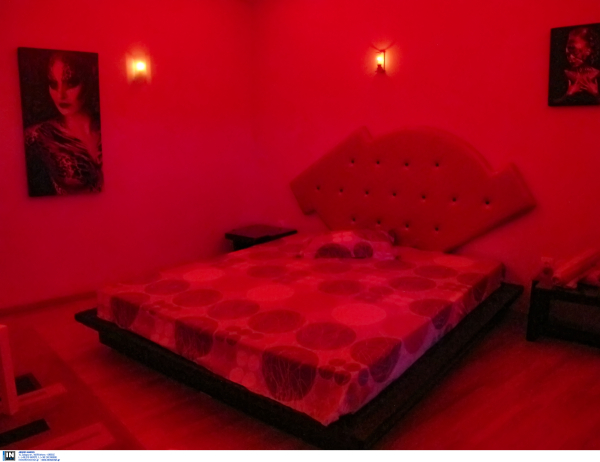 Κύκλωμα πορνείας εξαρθρώθηκε στη Σαντορίνη, μέσω ίντερνετ τα ροζ ραντεβού