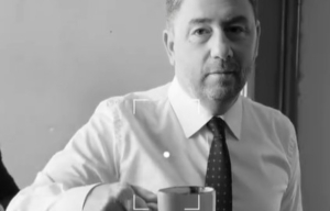 Βίντεο Ανδρουλάκη στο TikTok: «Μια ερώτηση για τον πρόεδρο»