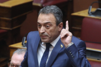 Σπαρτιάτες: Στην κυβέρνηση χρεώνει τις διώξεις ο Στίγκας - Τσιμουδιά για τις αποχωρήσεις