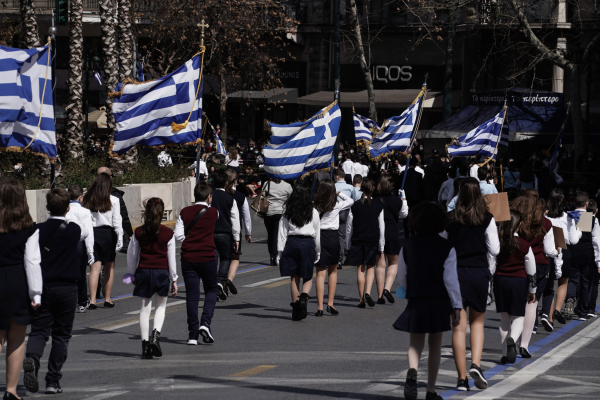 28η Οκτωβρίου: Υποχρεωτική η παρουσία των μαθητών στις σχολικές γιορτές – Πότε θα πάρουν απουσίες