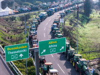 Μπλόκα VS κυβέρνηση: Οι αγρότες ανοίγουν τους δρόμους για τα Χριστούγεννα - Η Τροχαία απαγορεύει