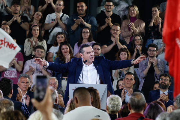 Τσίπρας από Νίκαια: «Ο ΣΥΡΙΖΑ ήταν, είναι και θα παραμείνει η μεγάλη λαϊκή δύναμη της αντίστασης»