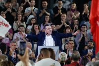 Τσίπρας από Νίκαια: «Ο ΣΥΡΙΖΑ ήταν, είναι και θα παραμείνει η μεγάλη λαϊκή δύναμη της αντίστασης»