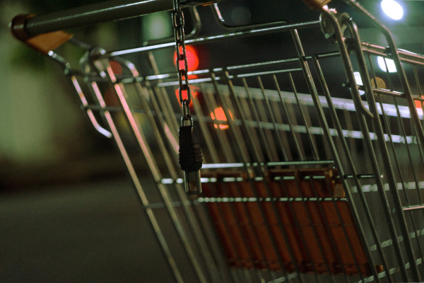 Η Ψυχολογία λέει ότι οι άνθρωποι που βάζουν στην άκρη το καρότσι τους στο σούπερ μάρκετ έχουν 7 ιδιαίτερα γνωρίσματα