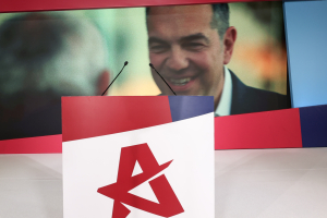 ΕΛΑΣ: Από τα 18 δισ. στα 13 και σήμερα στα 40 δισ. – Η κυβέρνηση έχει έφεση στις υπερκοστολογήσεις