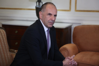 Γεραπετρίτης: Να προσπαθούμε για την ειρήνη, όχι να καλλιεργούμε τον πόλεμο