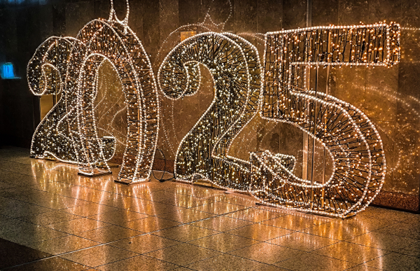 Οι ανατροπές που φέρνει το 2025 στη φορολογία