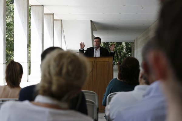 Νέα δεδομένα από την υποψηφιότητα Καμίνη για αρχηγία της Κεντροαριστεράς