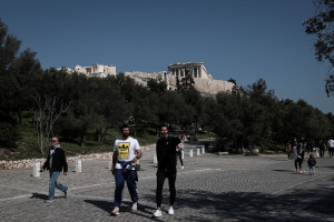 Αίθριος γενικά ο καιρός την Παρασκευή 14/5, πού θα βρέξει