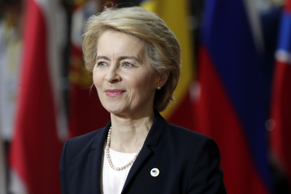 Politico: Η Ευρωπαϊκή Επιτροπή αψηφά το αίτημα των «15» για πλαφόν στο φυσικό αέριο, ποια λύση προκρίνεται