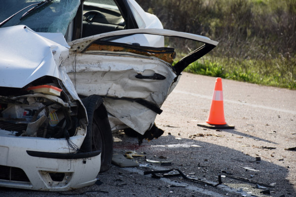 Βοιωτία: Ένας νεκρός σε τροχαίο, τραυματίστηκαν πατέρας και γιος