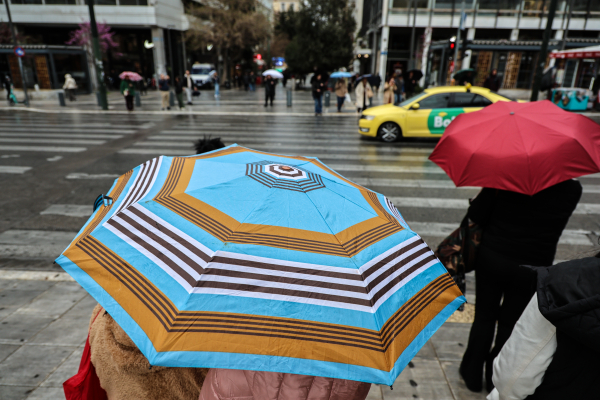 Αλλάζει ο καιρός σε όλη τη χώρα: Βροχές, καταιγίδες και βοριάδες