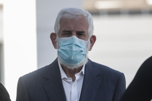 Πέτρος Φιλιππίδης: Ξέσπασε σε λυγμούς η δεύτερη καταγγέλλουσα, πώς περιέγραψε τη γνωριμία τους