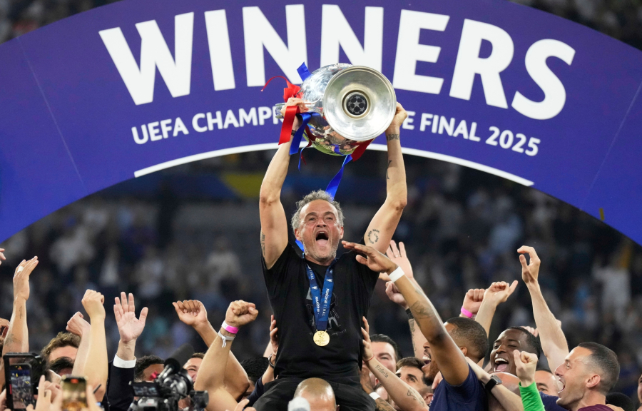 Λουίς Ενρίκε: Ποιος είναι ο προπονητής της Παρί που μπήκε στο «πάνθεον» της ομάδας