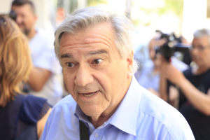 Το αιχμηρό σχόλιο του Χάρη Καστανίδη για τη στάση του ΠΑΣΟΚ στην τροπολογία Πλεύρη