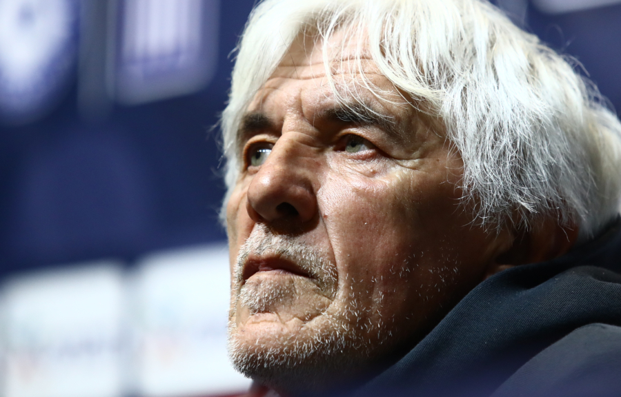 Ο Γιοβάνοβιτς μίλησε για το «παζλ» στο κέντρο της Εθνικής