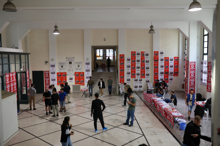 Επίθεση στη Νομική: Δίωξη για κακούργημα και 8 πλημμελήματα στους 6 συλληφθέντες