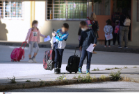 Ανοιχτό να κλείσουν τα σχολεία με αύξηση κρουσμάτων