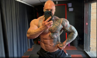 Bodybuilder κατέρρευσε και πέθανε σε αγώνα στη Βρετανία