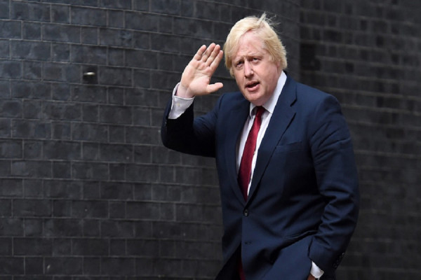 Brexit: Αλλαγή πλεύσης για τον Τζόνσον - Βάζει φρένο στην καθυστέρηση της αποχώρησης από την ΕΕ