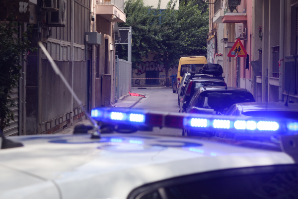 Ζωγράφου: Πλήρως λειτουργική χειροβομβίδα εντοπίστηκε στην Πανεπιστημιούπολη – Σε εξέλιξη επιχείρηση των πυροτεχνουργών