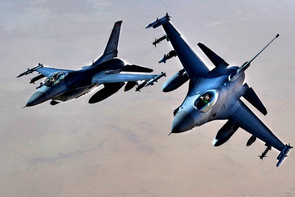 Ο Καμμένος υπέγραψε την απόφαση για την αναβάθμιση των μαχητικών F-16 με 1,2 δις μέχρι το 2028 ( πίνακες)