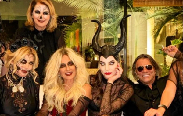 Το Halloween πάρτι των Κούστα με πρωταγωνιστές τους οικοδεσπότες, τη Βίσση και τον Ψινάκη