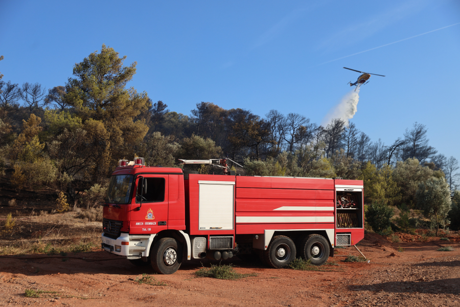 Τέθηκε υπό έλεγχο η φωτιά στο Εξαμίλι Λαγκαδά