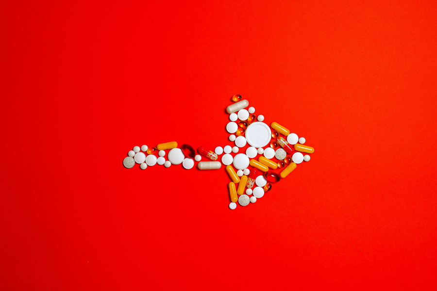 «Καμπανάκι» από ΕΟΦ για επικίνδυνα σκευάσματα που διακινούνται μέσω Διαδικτύου