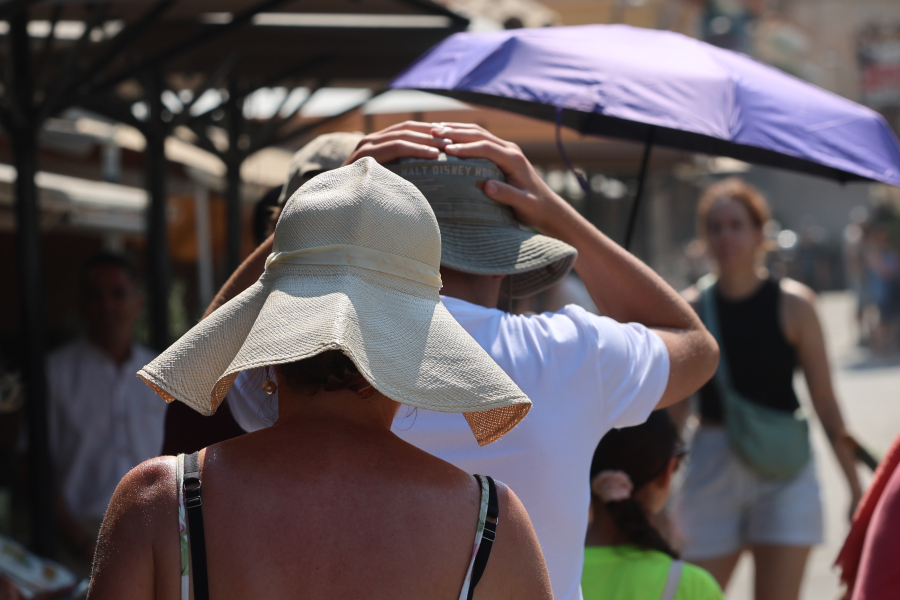 Kαλπάζει ο καύσωνας: Πού έσπασε το φράγμα των 40 βαθμών Κελσίου