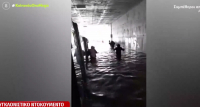 Κακοκαιρία «Μπάλος»: Εικόνες τριτοκοσμικής χώρας από τον απεγκλωβισμό λεωφορείου, «φοβάμαι» - Βίντεο ντοκουμέντο