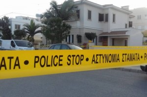 Διπλή δολοφονία στην Κύπρο: Σε διαφορετικά σημεία εντοπίστηκαν τα δύο θύματα